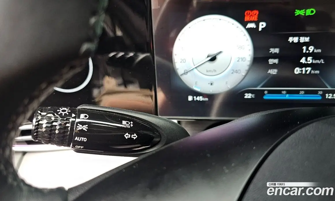 Hyundai Avante 2022 1.6 автомат (гидро), фото 18
