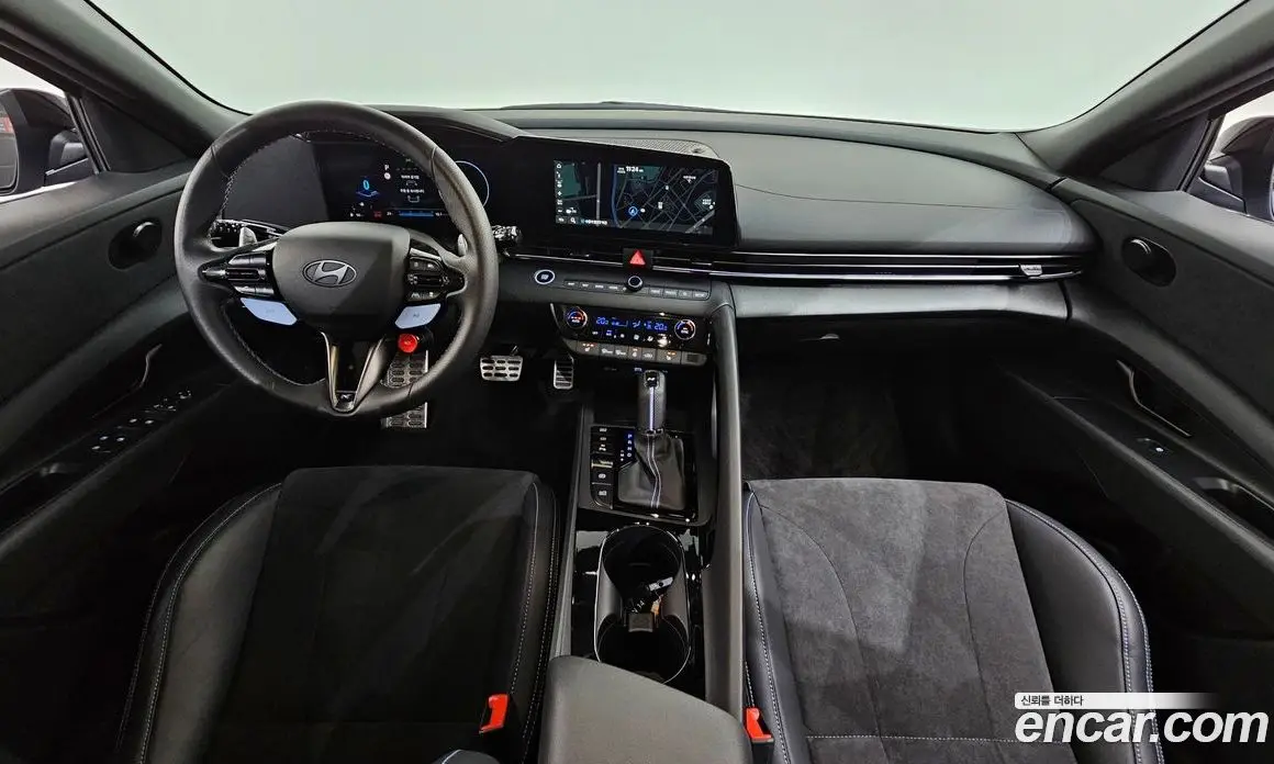 Hyundai Avante 2025 2.0 автомат (гидро), фото 9