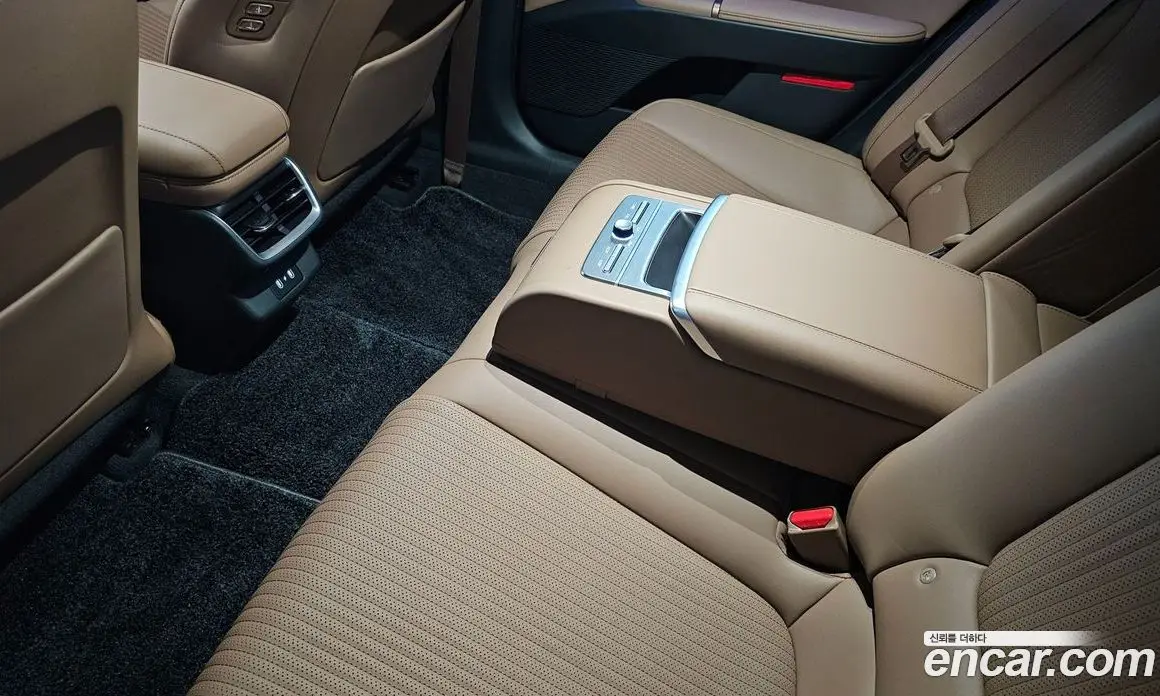 Hyundai Grandeur 2024 1.6 автомат (гидро), фото 18