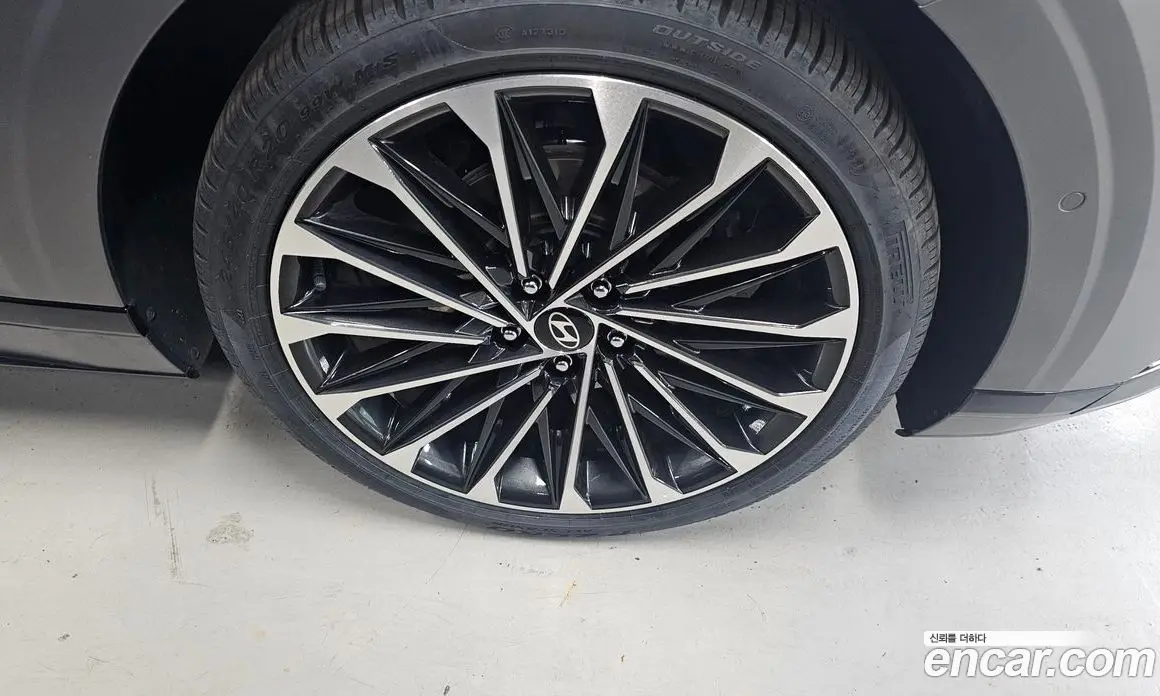 Hyundai Grandeur 2024 1.6 автомат (гидро), фото 5