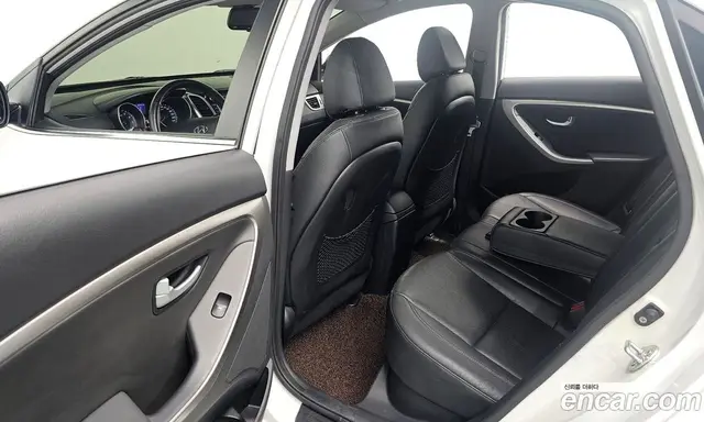Hyundai i30 2013 1.6 автомат (гидро), миниатюра 11