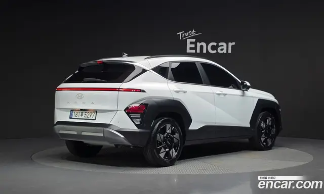 Hyundai Kona 2023 1.6 автомат (гидро), миниатюра 2