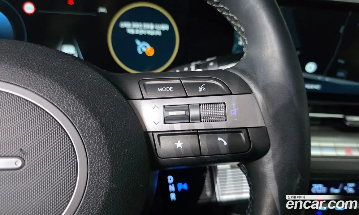 Hyundai Kona 2023 1.6 автомат (гидро), фото 30