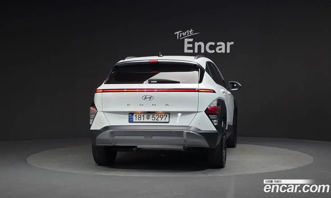 Hyundai Kona 2023 1.6 автомат (гидро), фото 4