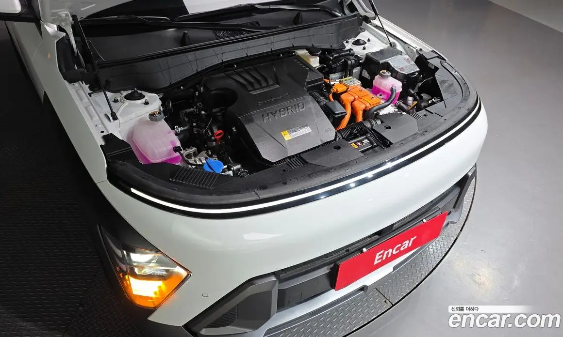Hyundai Kona 2023 1.6 автомат (гидро), фото 6