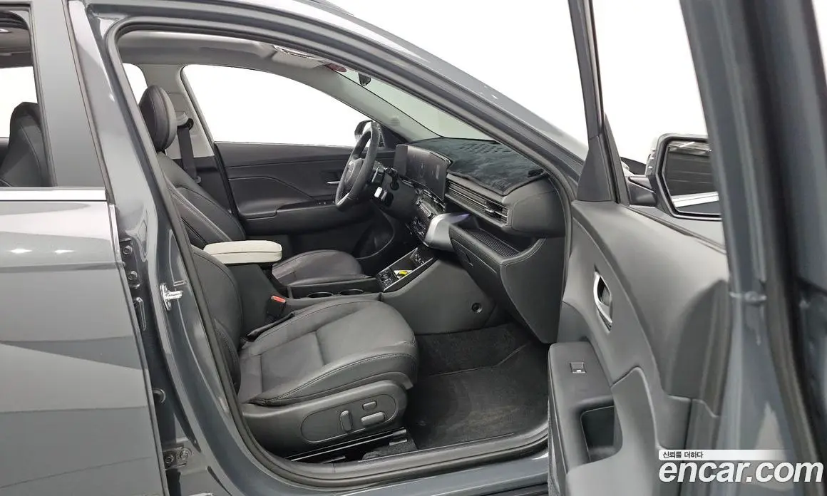 Hyundai Kona 2024 1.6 автомат (гидро), фото 18