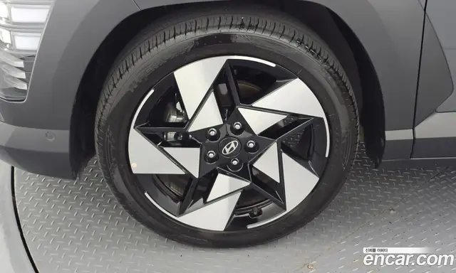 Hyundai Kona 2024 1.6 автомат (гидро), миниатюра 5