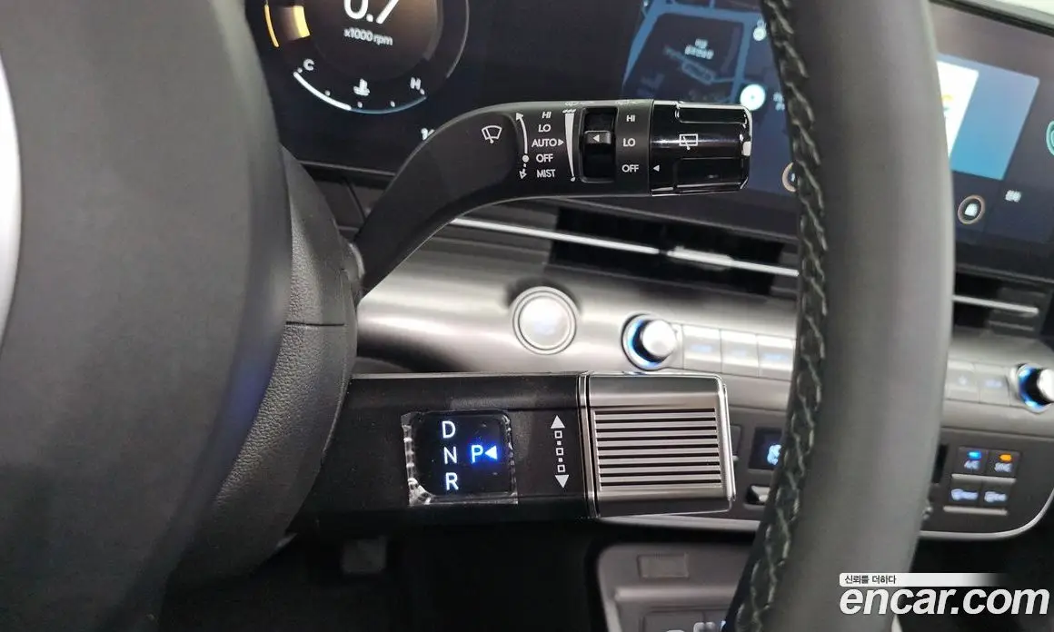 Hyundai Kona 2024 1.6 автомат (гидро), фото 9