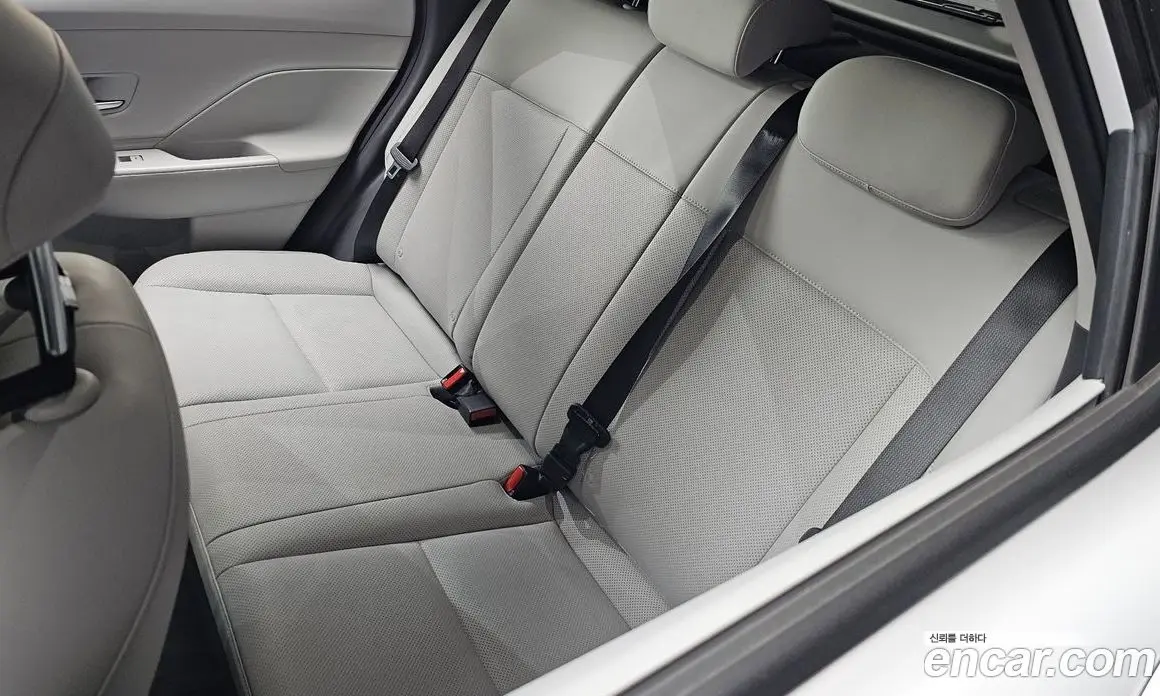 Hyundai Kona 2024 2.0 автомат (гидро), фото 33