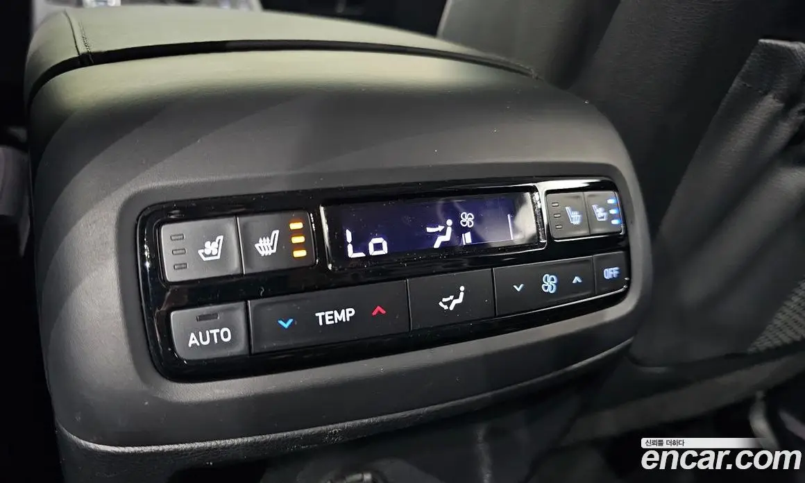 Hyundai Palisade 2024 2.2 автомат (гидро), фото 33