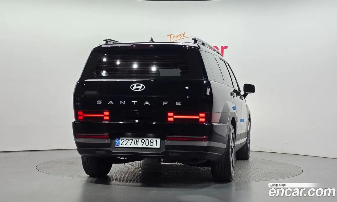 Hyundai Santa Fe 2024 1.6 автомат (гидро), фото 4