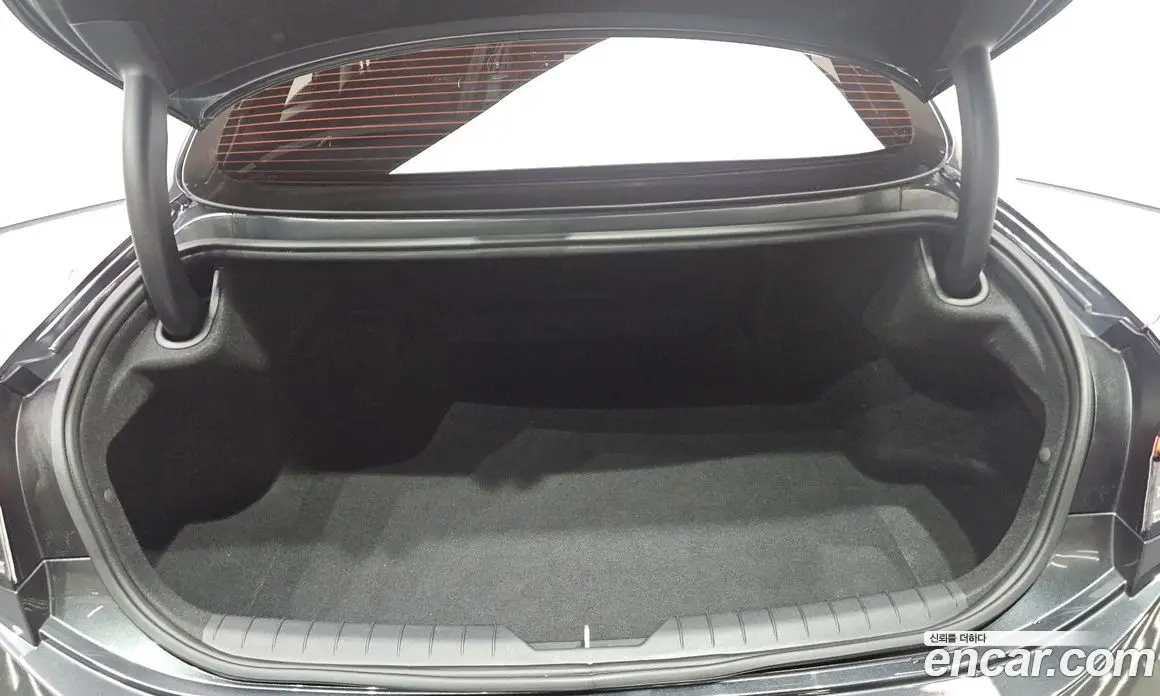 Hyundai Sonata 2024 2.0 автомат (гидро), фото 26