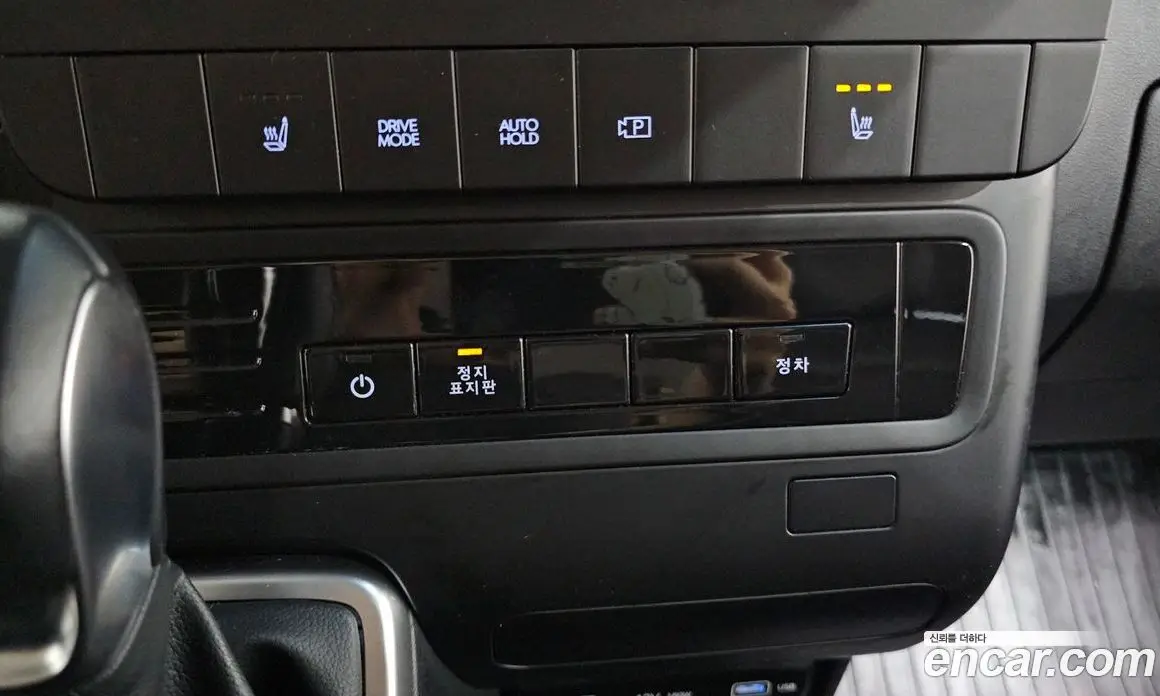 Hyundai Staria 2022 3.5 автомат (гидро), фото 30