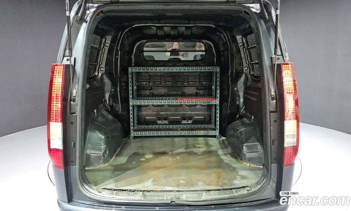 Hyundai Staria 2022 2.2 автомат (гидро), фото 26