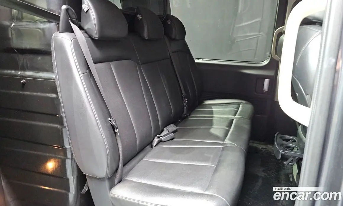 Hyundai Staria 2022 2.2 автомат (гидро), фото 30
