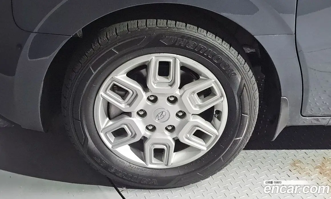 Hyundai Staria 2022 2.2 автомат (гидро), фото 5