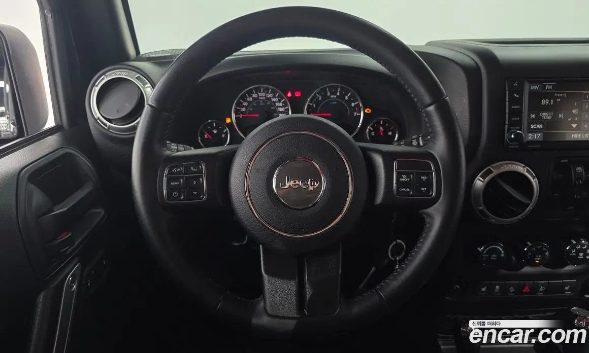Jeep Wrangler 2017 3.6 автомат (гидро), фото 14