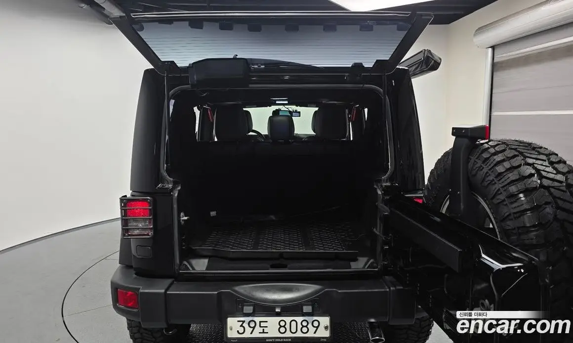 Jeep Wrangler 2017 3.6 автомат (гидро), фото 20