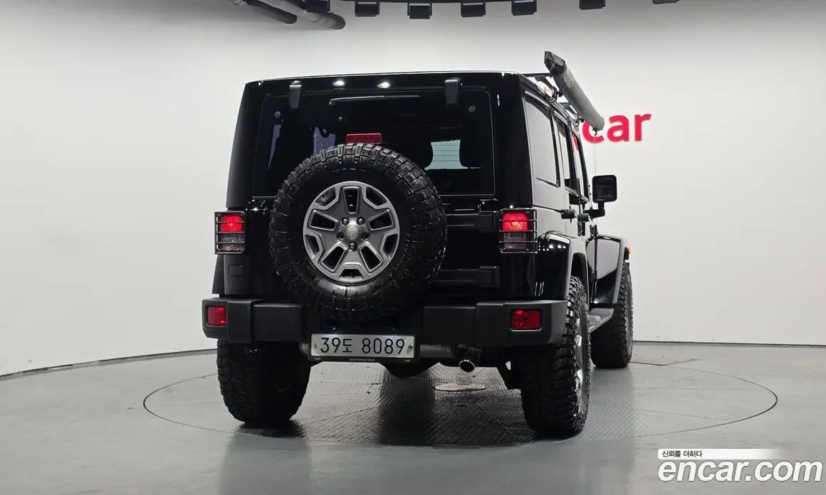 Jeep Wrangler 2017 3.6 автомат (гидро), фото 4