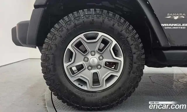 Jeep Wrangler 2017 3.6 автомат (гидро), миниатюра 5