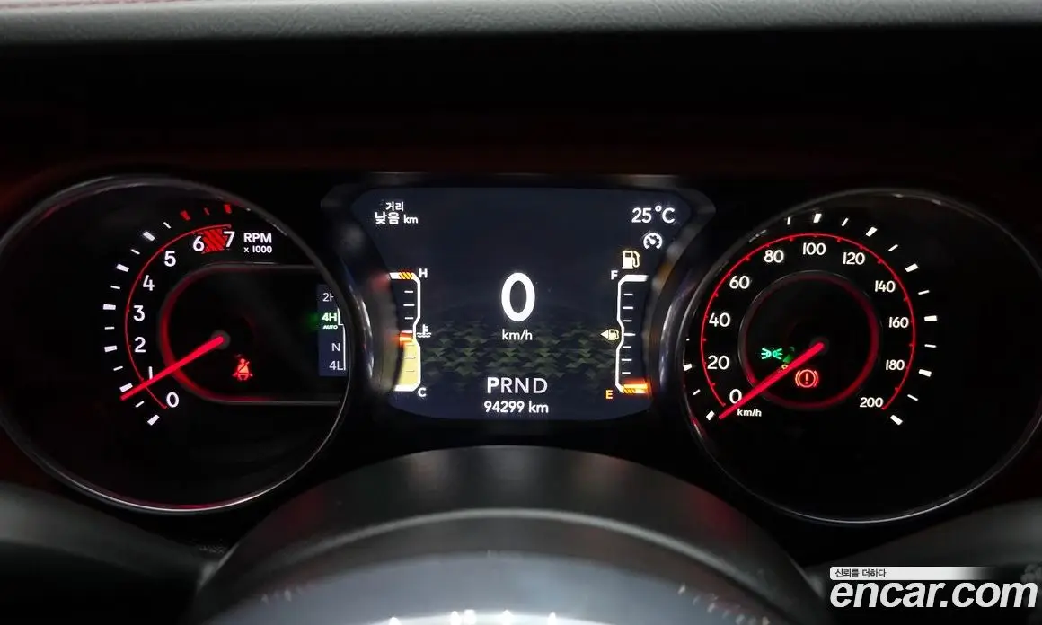 Jeep Wrangler 2019 2.0 автомат (гидро), фото 11