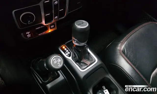 Jeep Wrangler 2019 2.0 автомат (гидро), миниатюра 12
