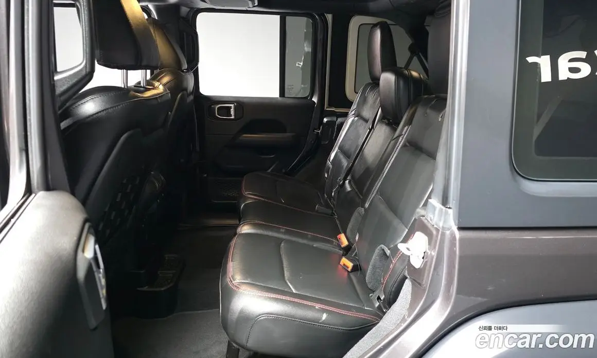Jeep Wrangler 2019 2.0 автомат (гидро), фото 16