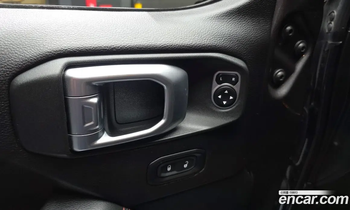 Jeep Wrangler 2019 2.0 автомат (гидро), фото 30