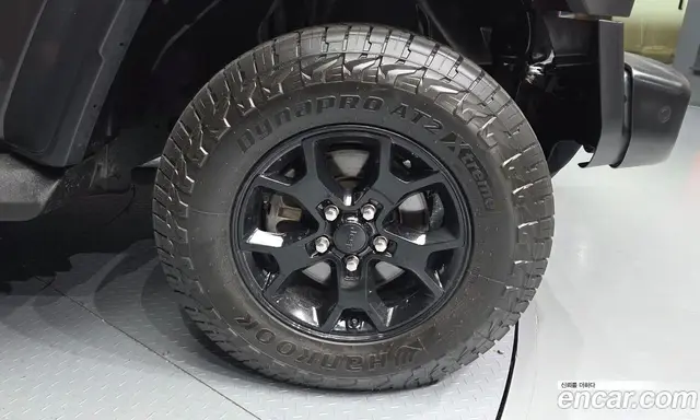 Jeep Wrangler 2019 2.0 автомат (гидро), миниатюра 5
