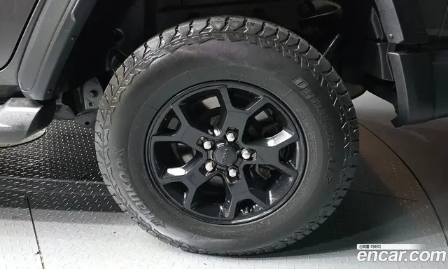 Jeep Wrangler 2019 2.0 автомат (гидро), миниатюра 7