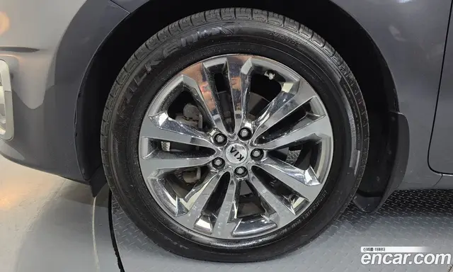 Kia Carnival 2017 2.2 автомат (гидро), миниатюра 5
