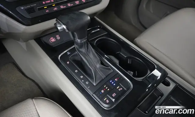 Kia Carnival 2017 2.2 автомат (гидро), миниатюра 9