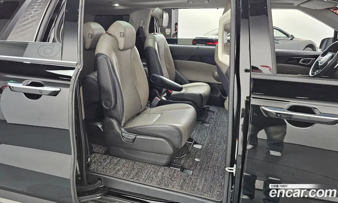 Kia Carnival 2024 3.5 автомат (гидро), фото 17