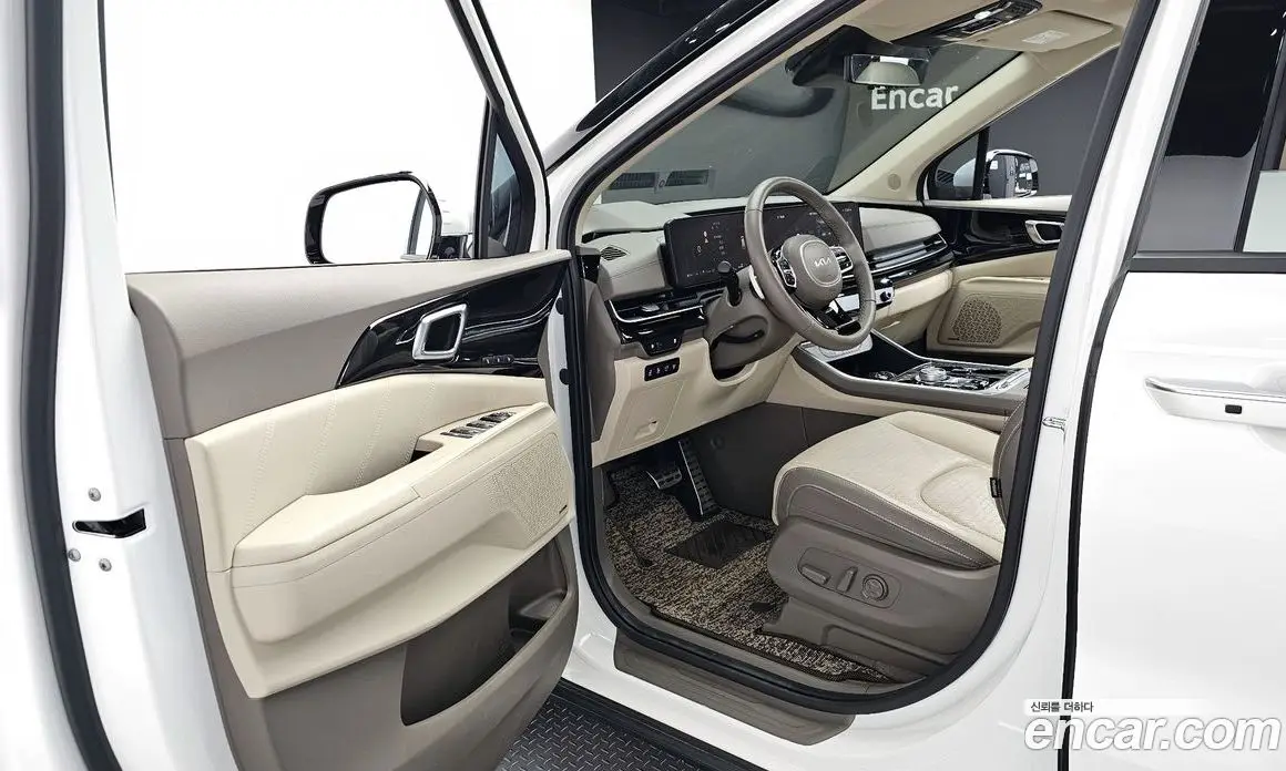 Kia Carnival 2024 1.6 автомат (гидро), фото 10