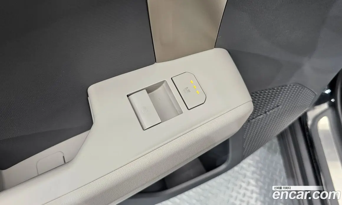 Kia EV3 2024 0.2 автомат (гидро), фото 18