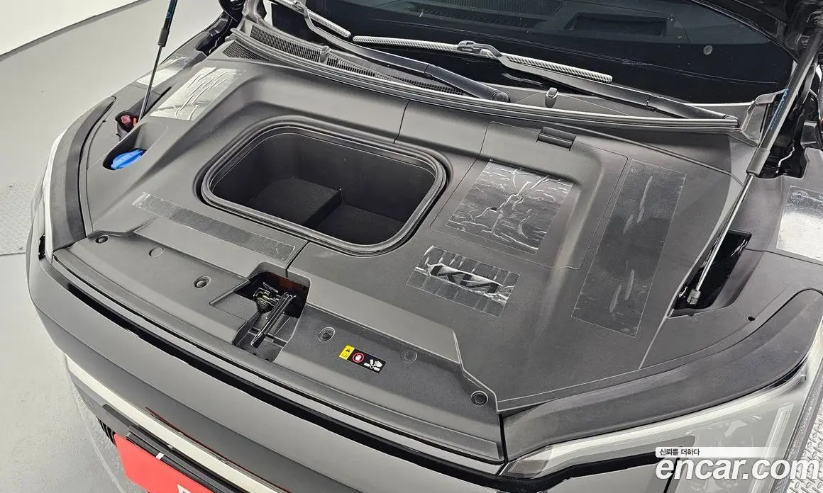 Kia EV3 2024 0.2 автомат (гидро), фото 6