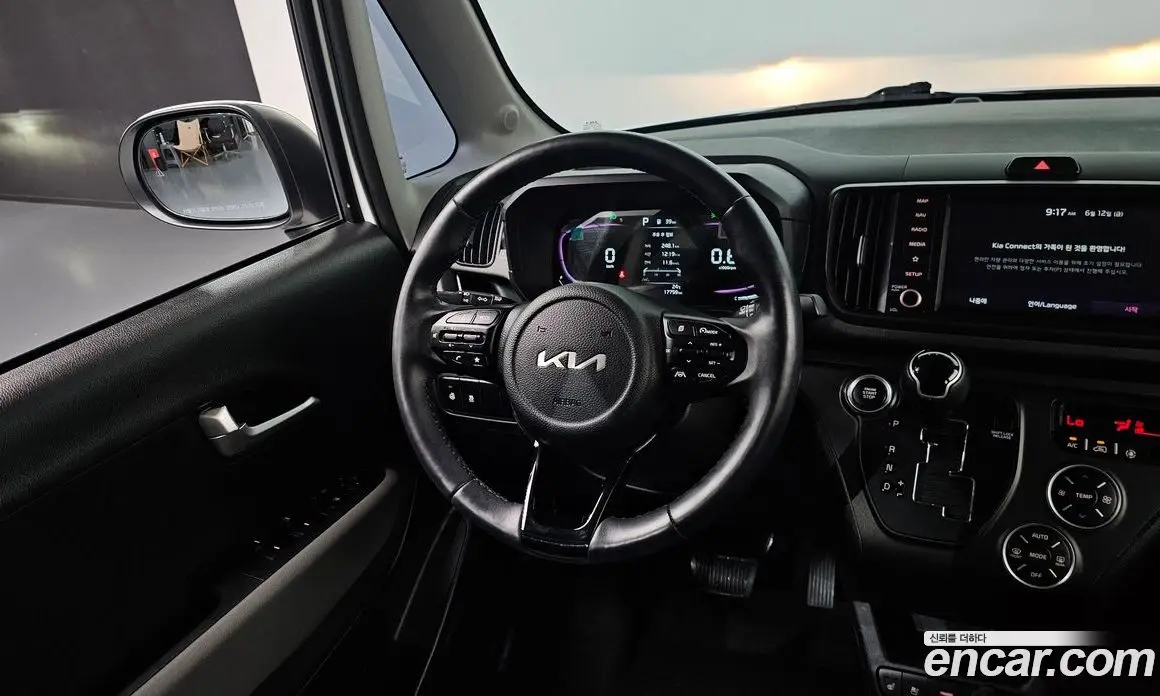 Kia Ray 2022 1.0 автомат (гидро), фото 21
