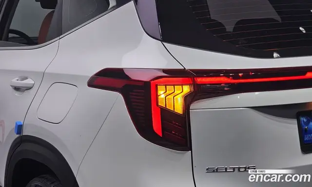 Kia Seltos 2022 2.0 автомат (гидро), миниатюра 9