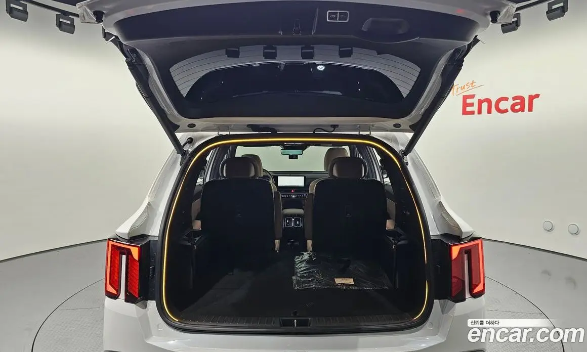 Kia Sorento 2023 2.5 автомат (гидро), фото 23