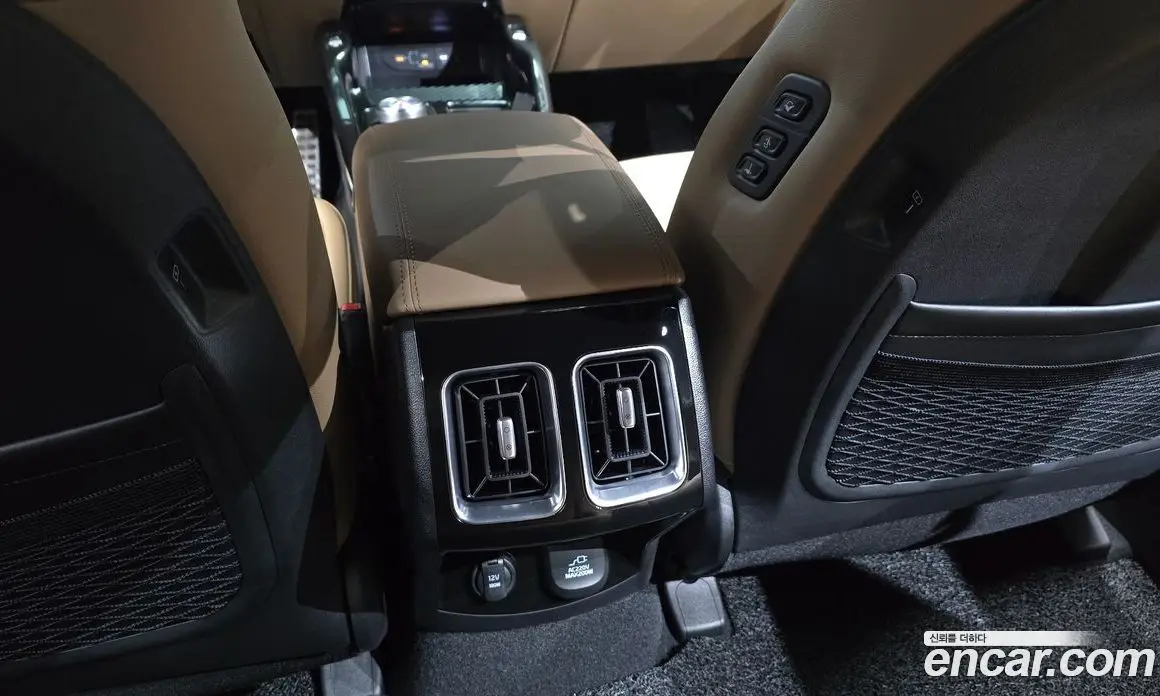 Kia Sorento 2024 2.5 автомат (гидро), фото 32