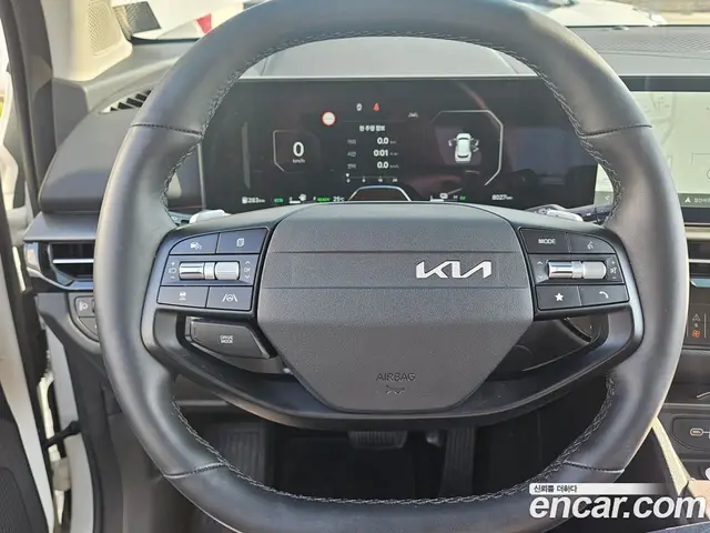 Kia Sportage 2026 1.6 автомат (гидро), миниатюра 7