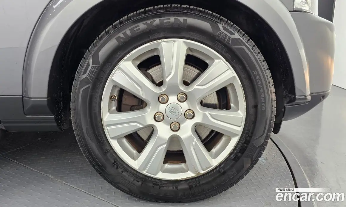 Land Rover Discovery 2016 3.0 автомат (гидро), фото 5