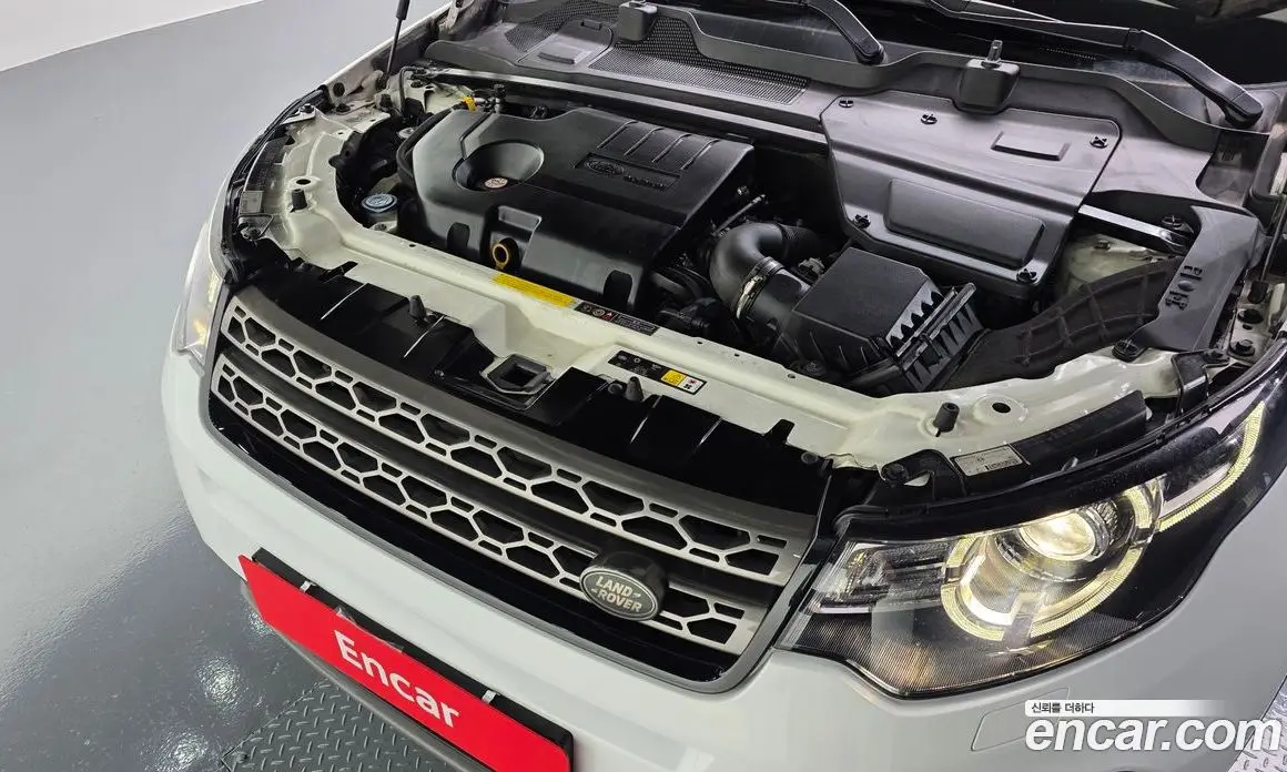 Land Rover Discovery Sport 2017 2.0 автомат (гидро), фото 6