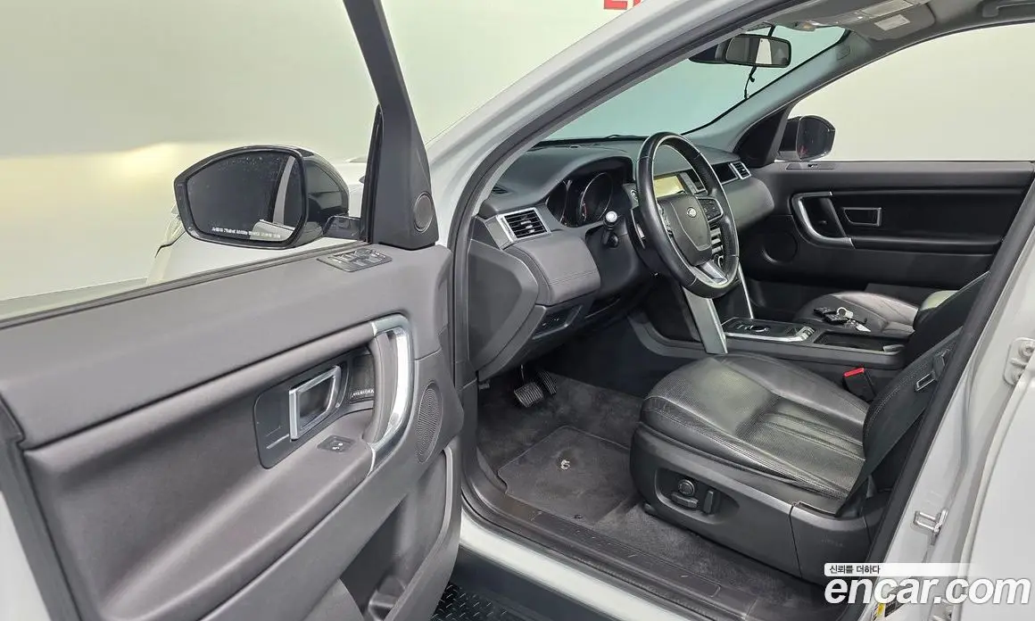 Land Rover Discovery Sport 2017 2.0 автомат (гидро), фото 10