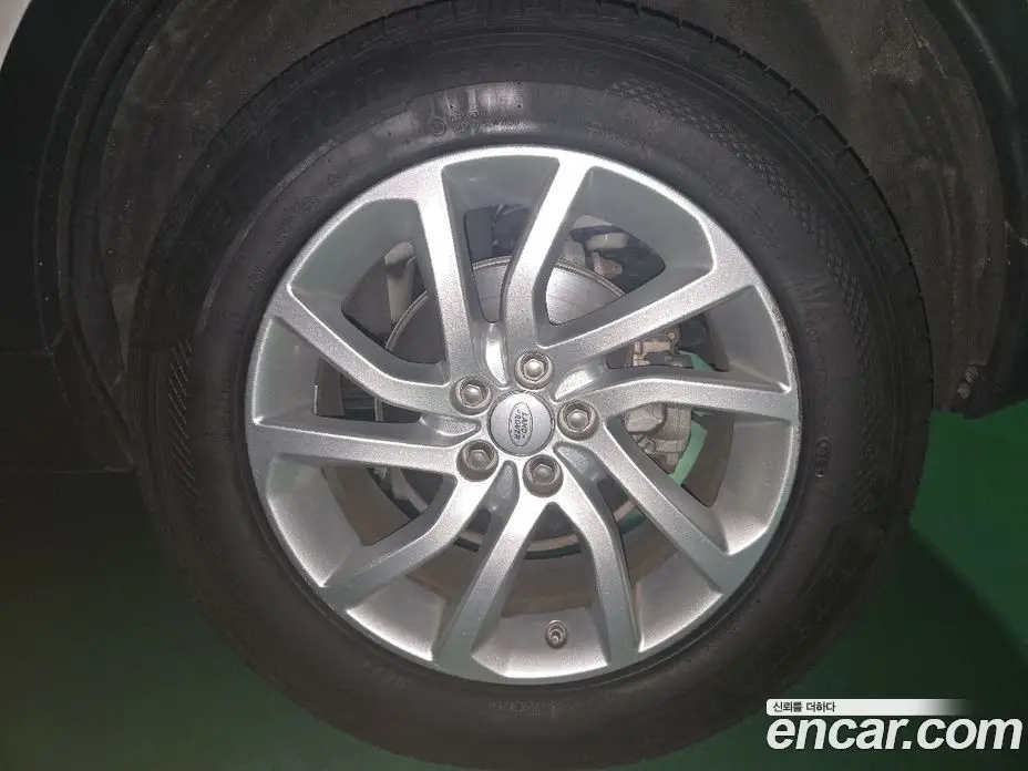 Land Rover Discovery Sport 2018 2.0 автомат (гидро), фото 14