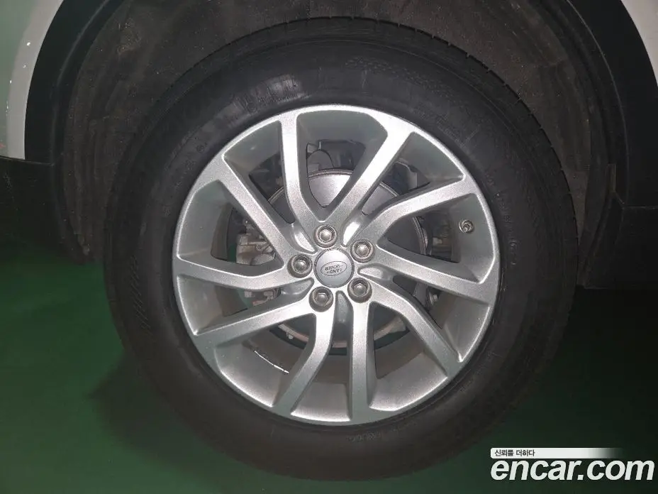 Land Rover Discovery Sport 2018 2.0 автомат (гидро), фото 15