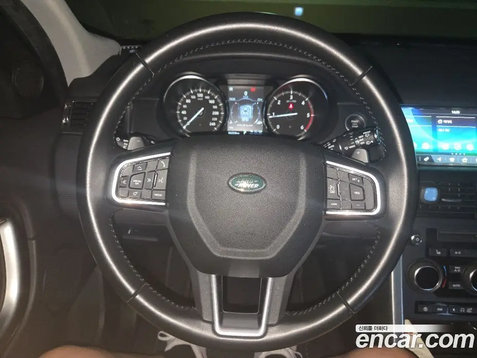 Land Rover Discovery Sport 2018 2.0 автомат (гидро), фото 18