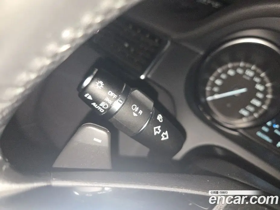 Land Rover Discovery Sport 2018 2.0 автомат (гидро), фото 20