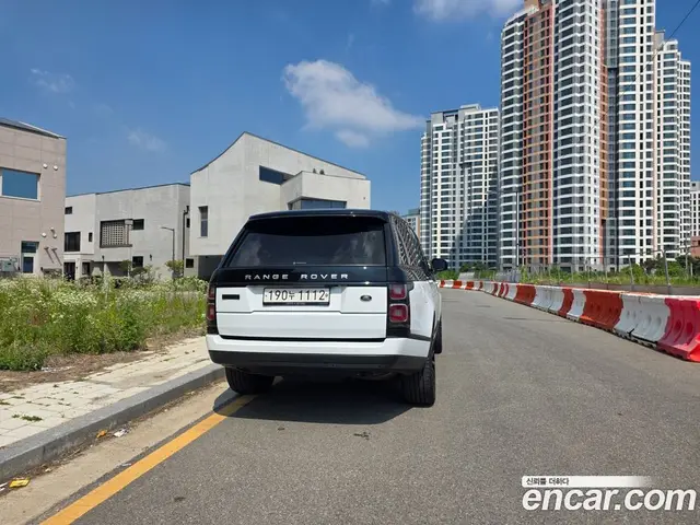 Land Rover Range Rover 2016 4.4 автомат (гидро), миниатюра 8