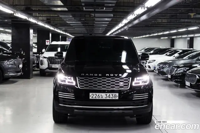 Land Rover Range Rover 2020 5.0 автомат (гидро), миниатюра 2